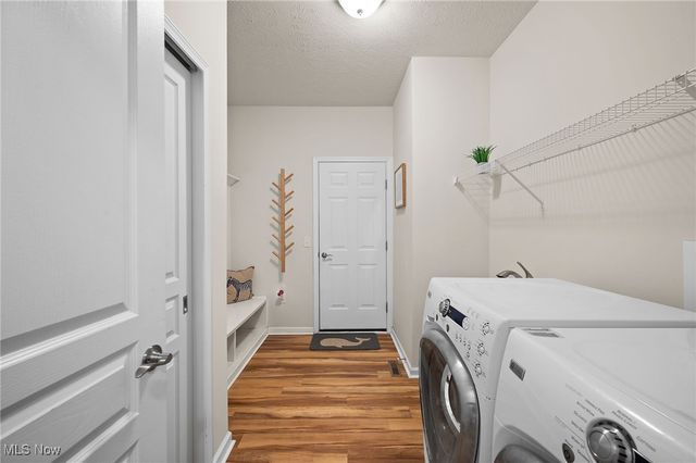 8021 Heatherglen Drive, Mentor, OH 44060