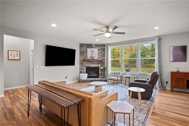 8021 Heatherglen Drive, Mentor, OH 44060