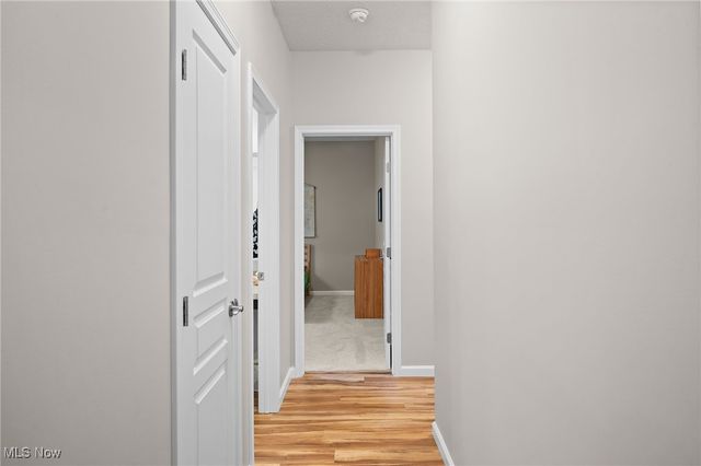 8021 Heatherglen Drive, Mentor, OH 44060