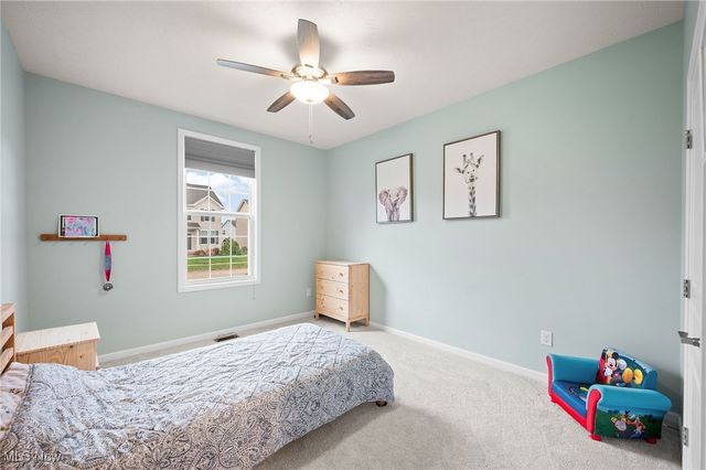 8021 Heatherglen Drive, Mentor, OH 44060