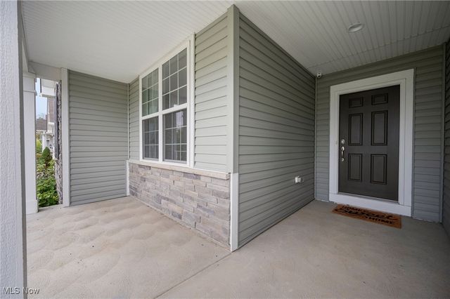 8021 Heatherglen Drive, Mentor, OH 44060