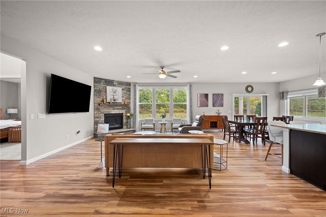 8021 Heatherglen Drive, Mentor, OH 44060