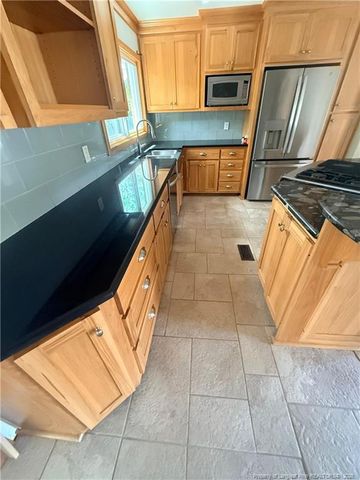 1401 Habersham Drive, Fayetteville, NC 28304