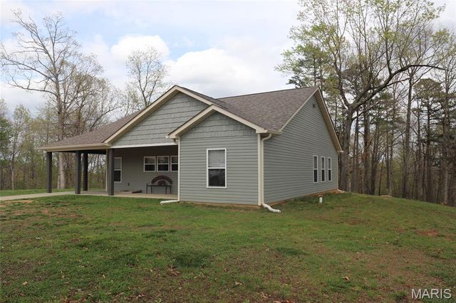 10562 Scarlet Ridge Drive, Potosi, MO 63664