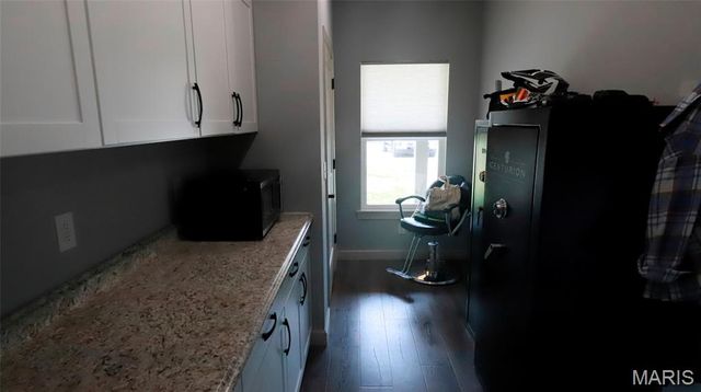 10562 Scarlet Ridge Drive, Potosi, MO 63664