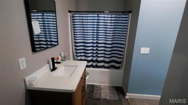 10562 Scarlet Ridge Drive, Potosi, MO 63664