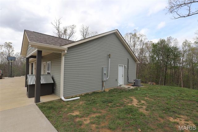 10562 Scarlet Ridge Drive, Potosi, MO 63664
