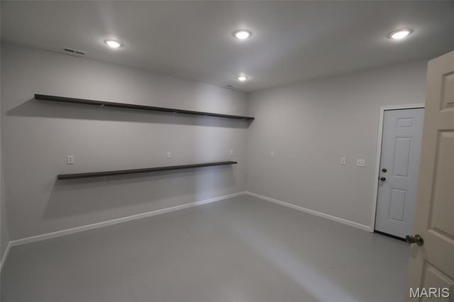 10562 Scarlet Ridge Drive, Potosi, MO 63664