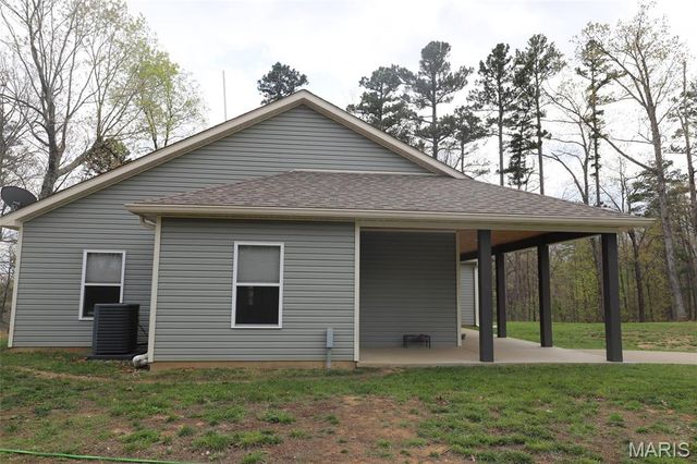 10562 Scarlet Ridge Drive, Potosi, MO 63664