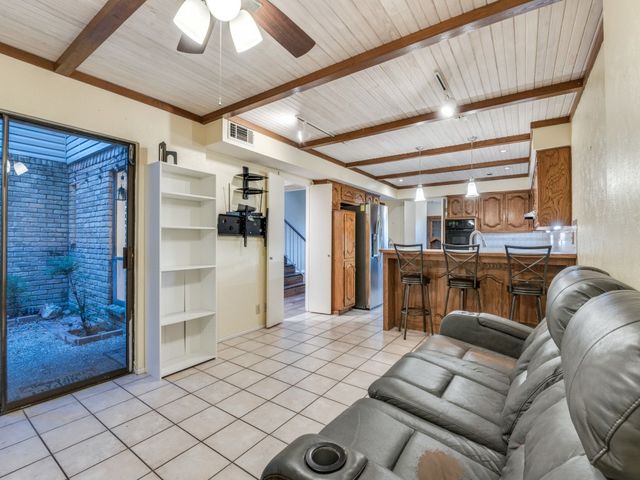 614 Old Country Road, Duncanville, TX 75137
