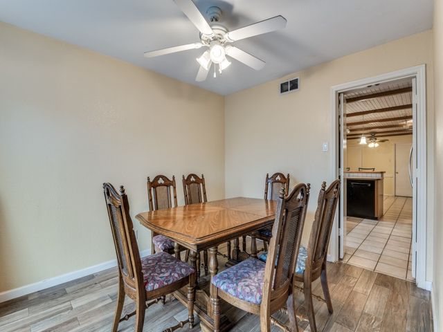 614 Old Country Road, Duncanville, TX 75137