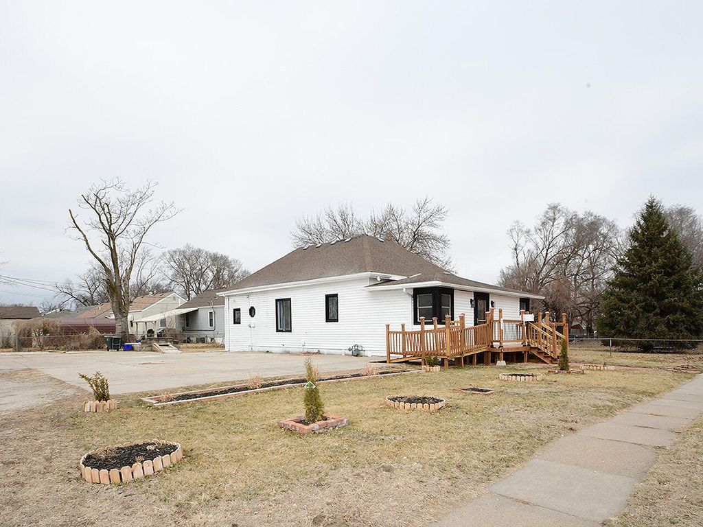 550 N 32ND Street, Council Bluffs, IA 51501