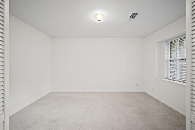 5619 Sheraton Oaks Drive, Houston, TX 77091