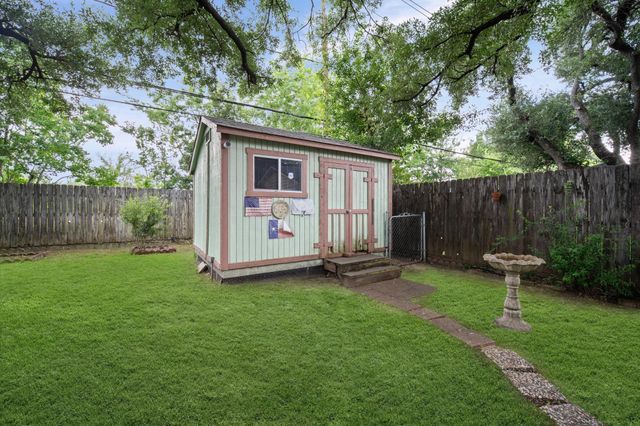5619 Sheraton Oaks Drive, Houston, TX 77091