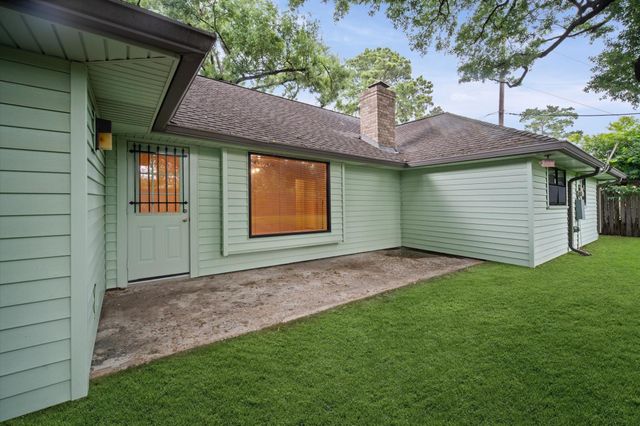 5619 Sheraton Oaks Drive, Houston, TX 77091
