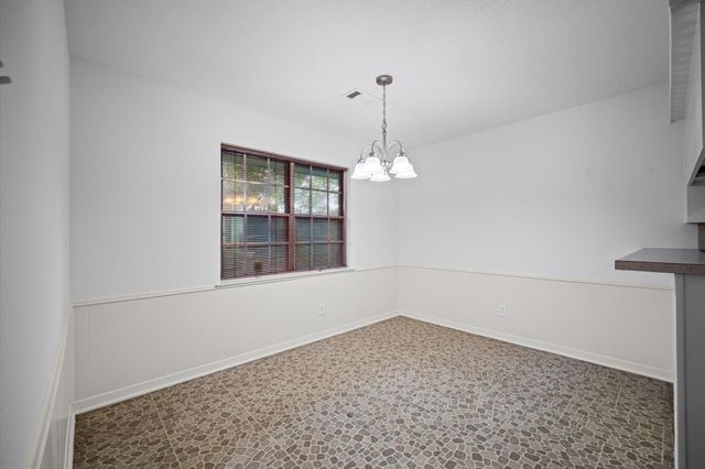 5619 Sheraton Oaks Drive, Houston, TX 77091