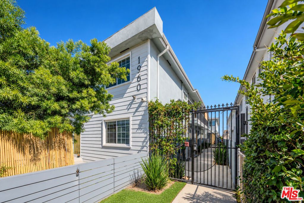 1960 S Sherbourne Drive, Los Angeles, CA 90034 — exterior