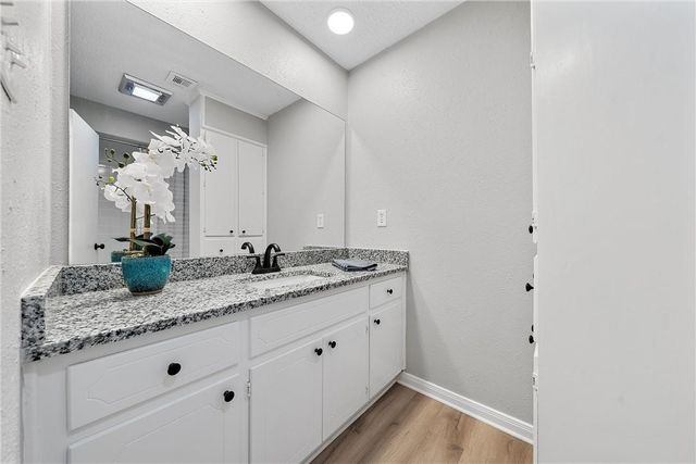 8509 Briargrove Drive, Woodway, TX 76712