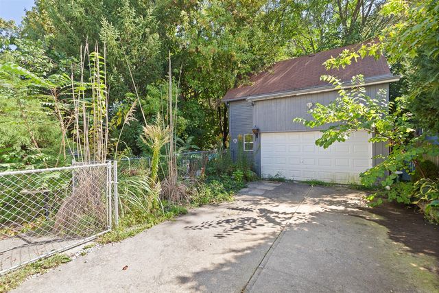 612 N Clinton Street, Adrian, MI 49221