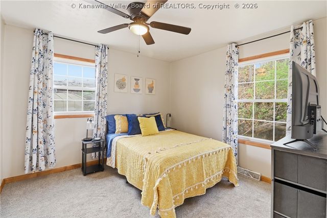729 Daverton Road, South Charleston, WV 25303