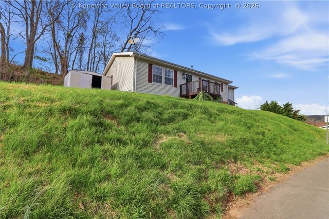 729 Daverton Road, South Charleston, WV 25303