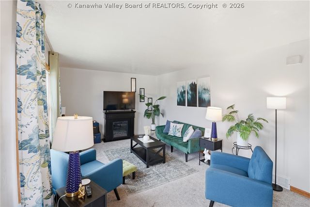 729 Daverton Road, South Charleston, WV 25303