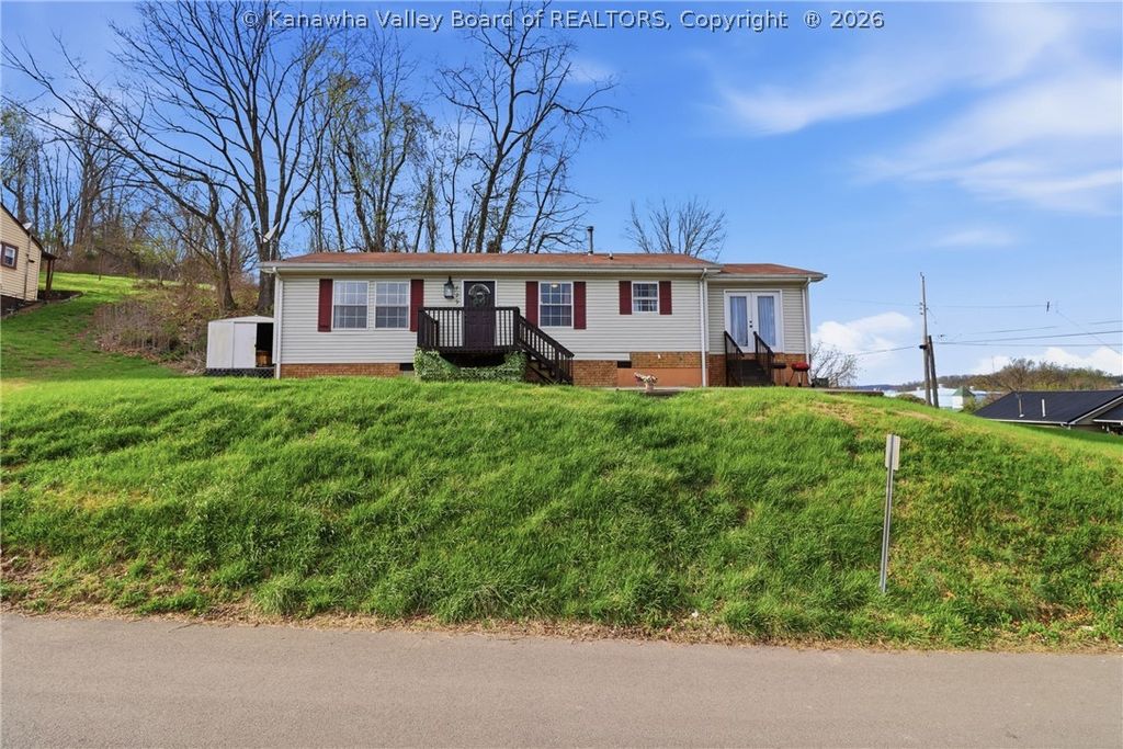729 Daverton Road, South Charleston, WV 25303