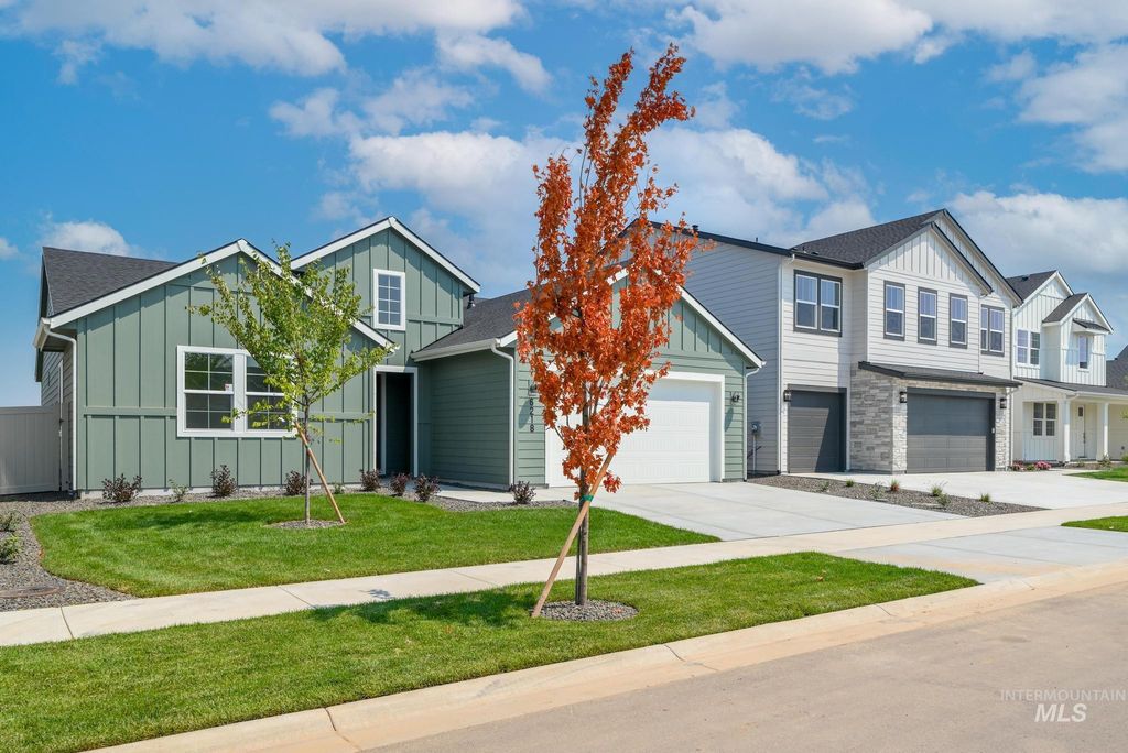 6218 W Snow Currant St, Meridian, ID 83646 photo 2