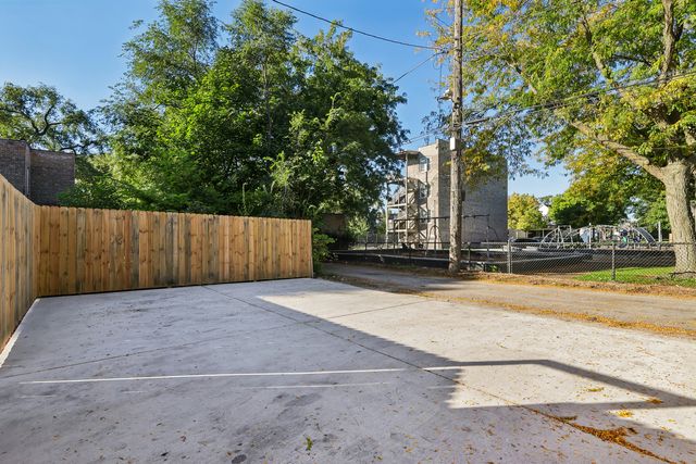 1446 S Springfield Avenue, Chicago, IL 60623