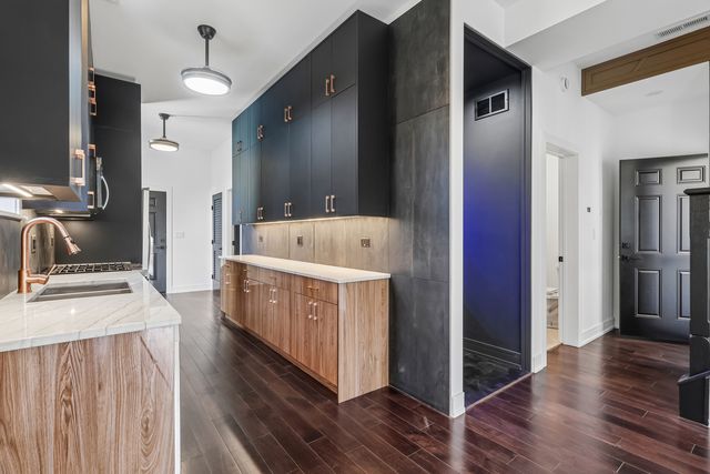 1446 S Springfield Avenue, Chicago, IL 60623
