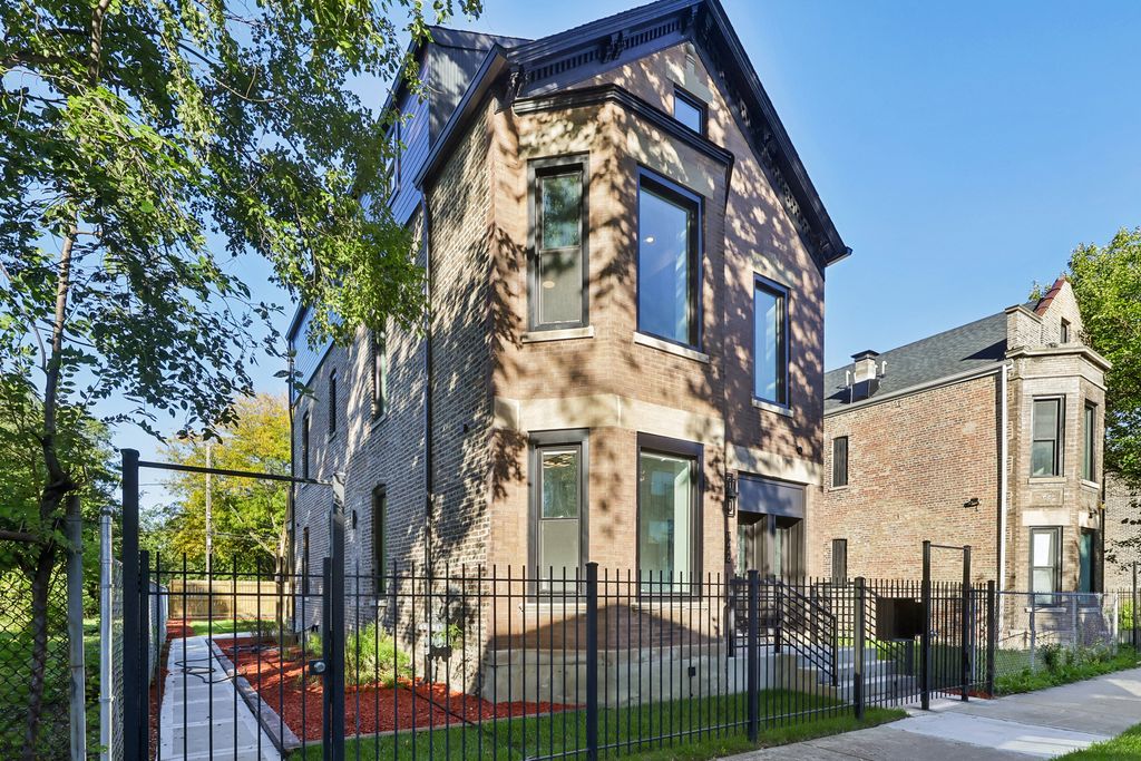1446 S Springfield Avenue, Chicago, IL 60623 — photo 2