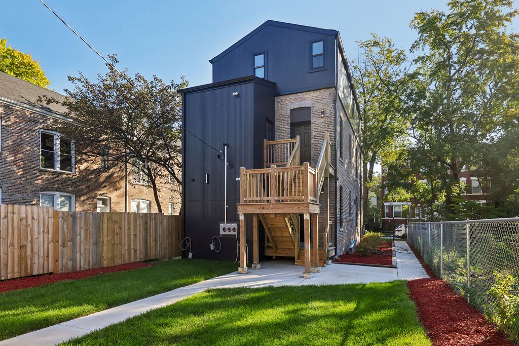 1446 S Springfield Avenue, Chicago, IL 60623 — photo 3