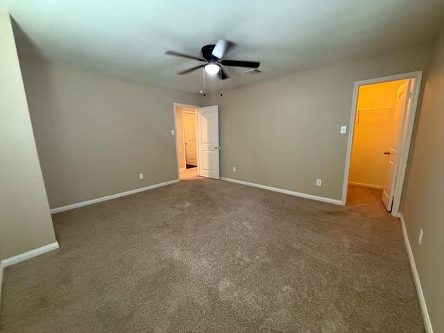 216 Continental Ave, Liberty Hill, TX 78642