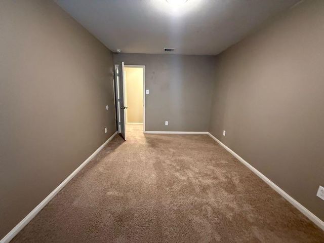 216 Continental Ave, Liberty Hill, TX 78642