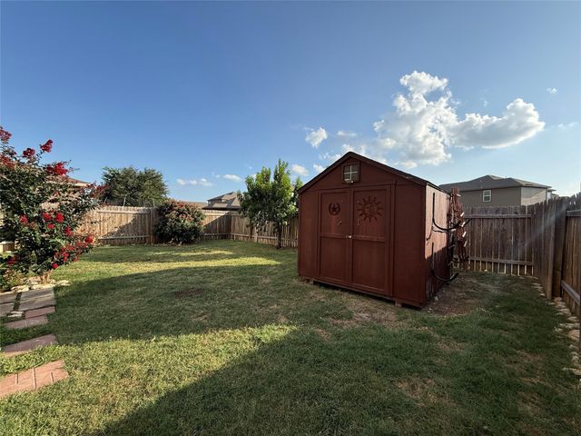 216 Continental Ave, Liberty Hill, TX 78642