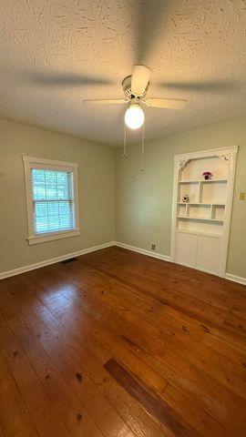 128 Cherry Road, Berea, KY 40403