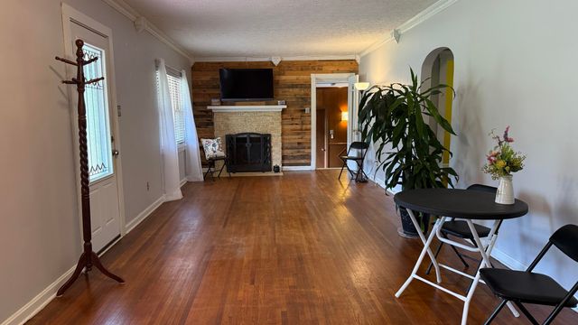 128 Cherry Road, Berea, KY 40403