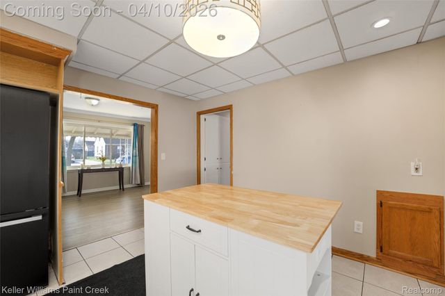 26414 Waldorf Street, Roseville, MI 48066