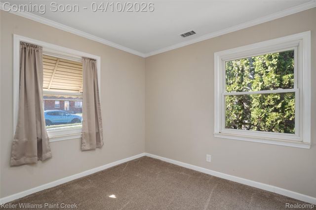 26414 Waldorf Street, Roseville, MI 48066