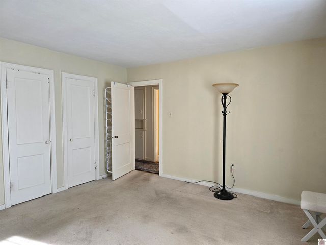 815 S 1st Street, Mayfield, KY 42066