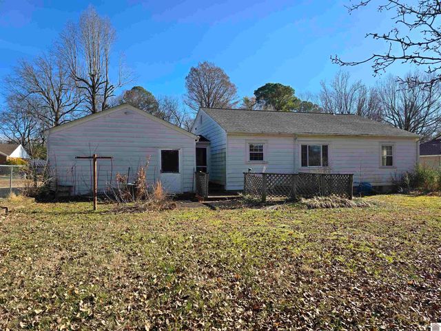 815 S 1st Street, Mayfield, KY 42066