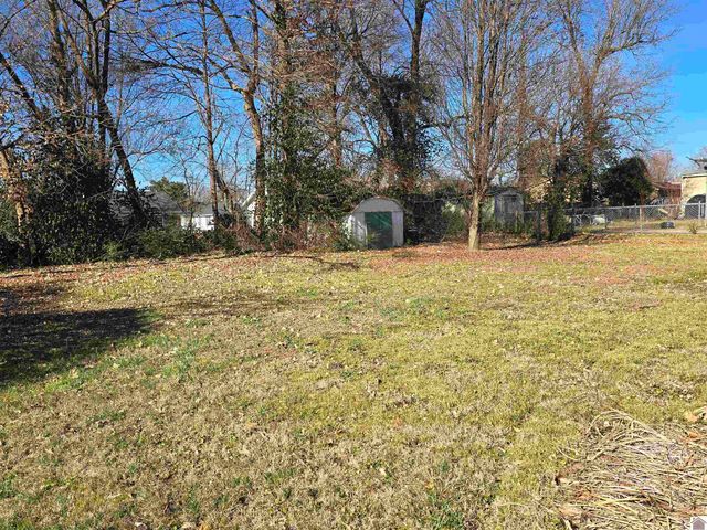 815 S 1st Street, Mayfield, KY 42066