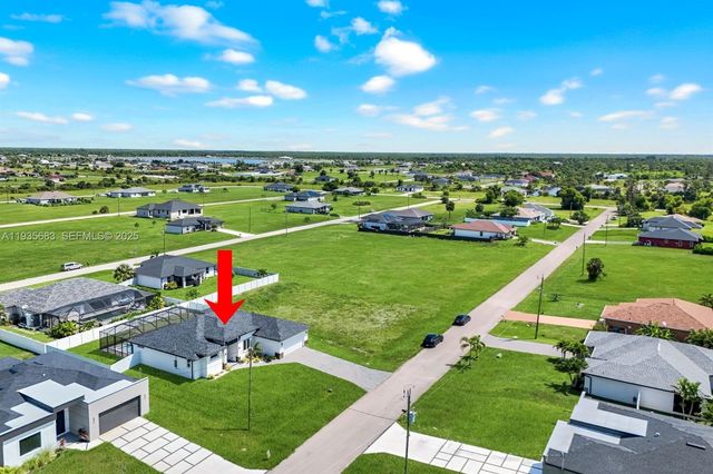 3923 NW 38TH ST, Cape Coral, FL 33993