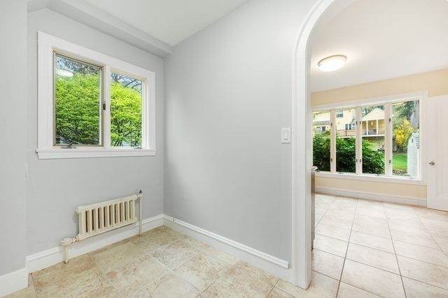 320 Quinobequin Rd, Newton, MA 02468