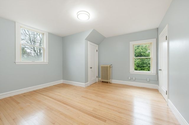 320 Quinobequin Rd, Newton, MA 02468