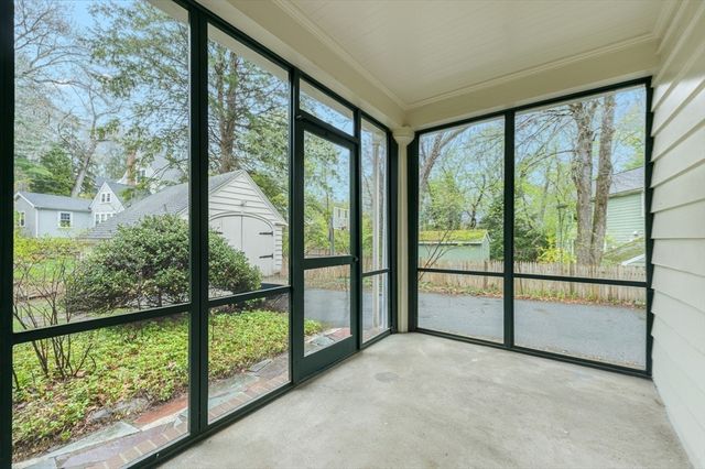 320 Quinobequin Rd, Newton, MA 02468