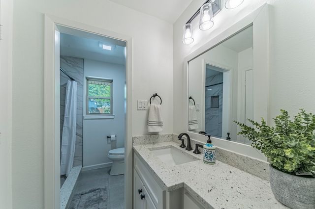 2422 Greenwood Drive, Grand Prairie, TX 75050