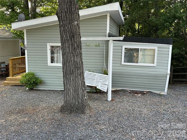 162 Clubhouse Drive, New London, NC 28127