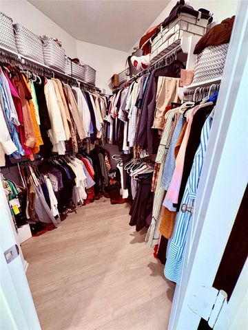 9907 Summer Peony Court, Baytown, TX 77521