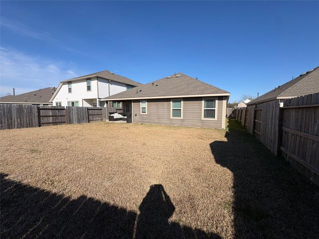 9907 Summer Peony Court, Baytown, TX 77521